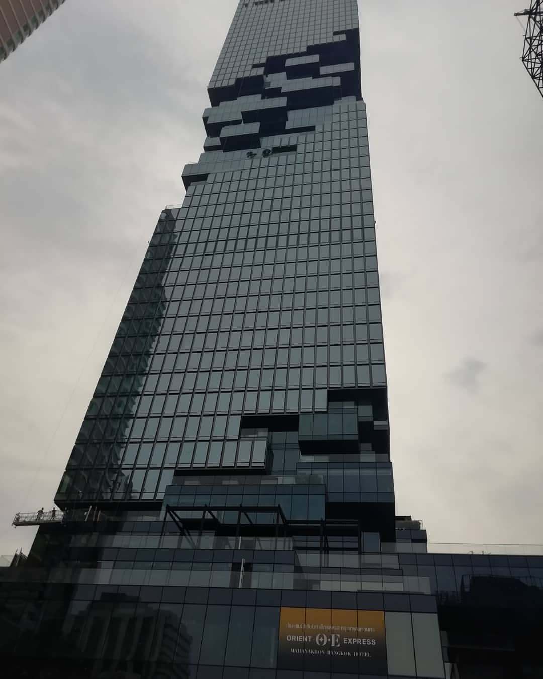 anastasiya_hope666 в LOOKY. #style,#жизньвбольшомгороде,#skyscraper,#здание,#city,#красота,#street,#большойгород,#urban,#town,#небоскребы,#urbanwalls,#beautiful. #style #жизньвбольшо...