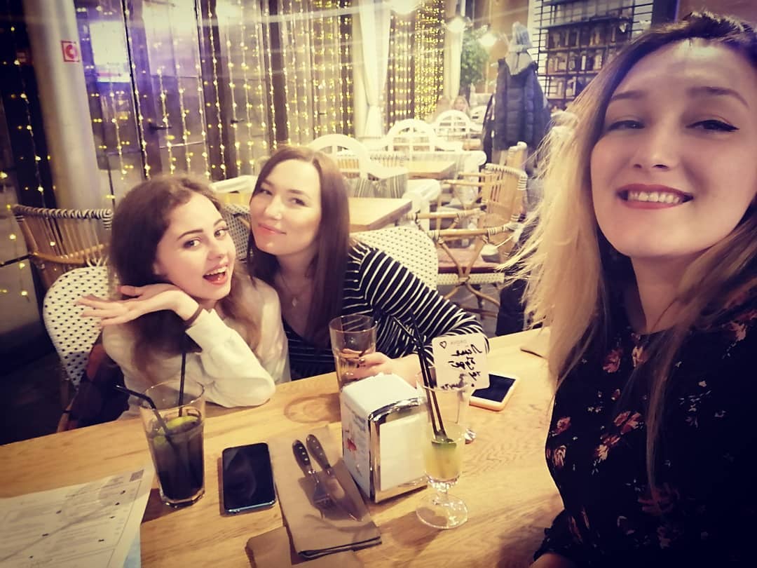 angelinabelaya1 в LOOKY. #встретились. #встретились лапульк...