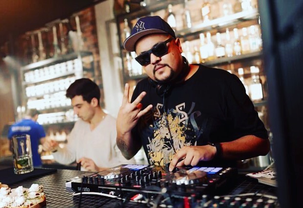 djsteir_sound в LOOKY. . West coast baby ✊🏿