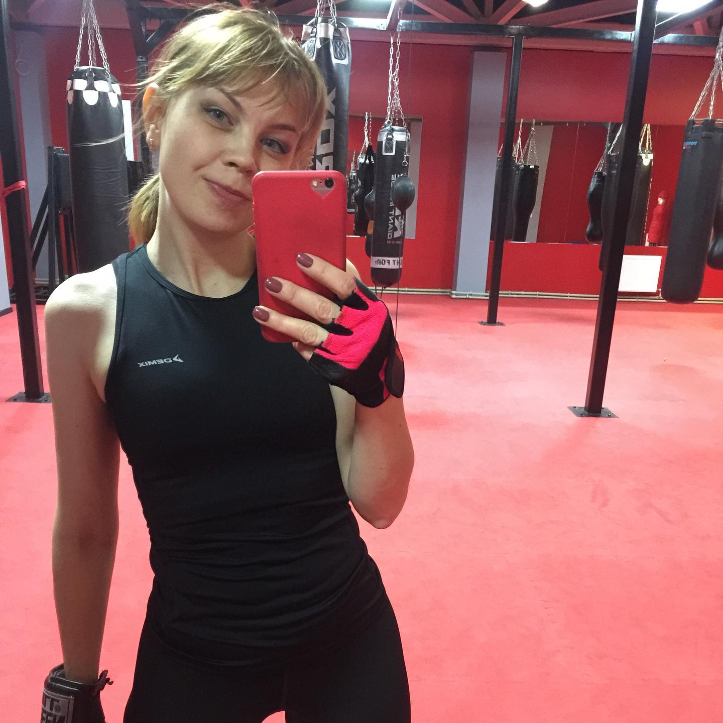 lena_vakh в LOOKY. #спорт,#сайклы,#жизньвкайф. @modogymkirov #спорт...
