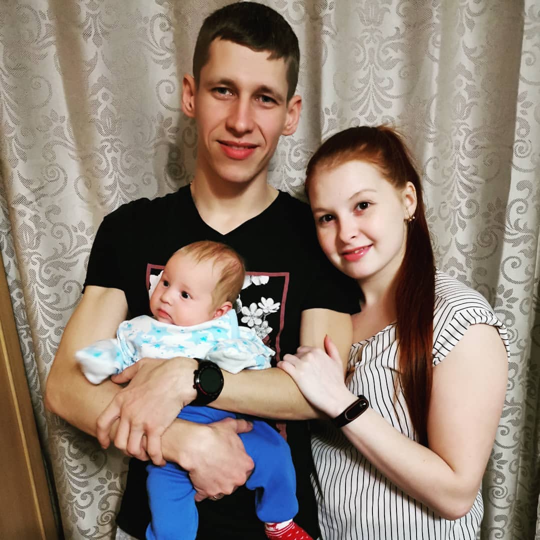 Давненько ничего не выкладывал #моясемьямоевсе #женакрасотка #сынкрасавчик люблю и обожаю их)