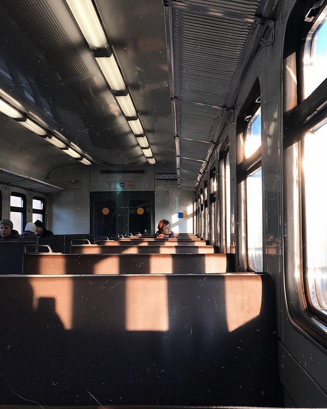ariantolog в LOOKY. #утро,#morning,#sunlight,#sunrise,#railway,#shotoniphone,#iphonography,#mobilephotography,#mobilephoto,#hipster,#travel,#travelphotography. Мечты приходят и ухо...