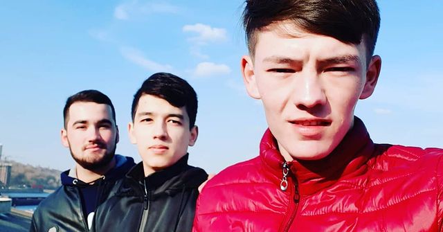 r_o_m_a_09_17 в LOOKY. #liketime,#zalimistanbul,#golike,#rangerover,#rassia,#cheboksary,#bored,#more,#foto. #liketime  #zalimist...