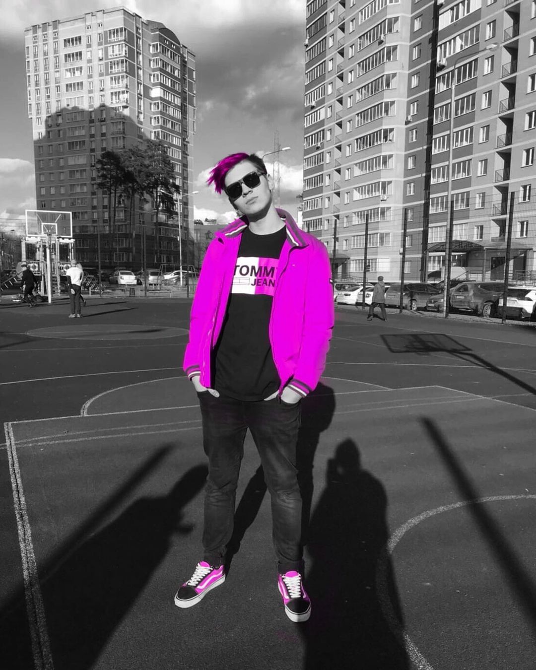gark1n в LOOKY — СЛЫЫЫШЪ, НЕ СУЙСЯ В МОЙ ДВОР! ТУТ СЕРЬЁЗНЫЕ МУЖЧИНЫ ДЕНСЯТ Э