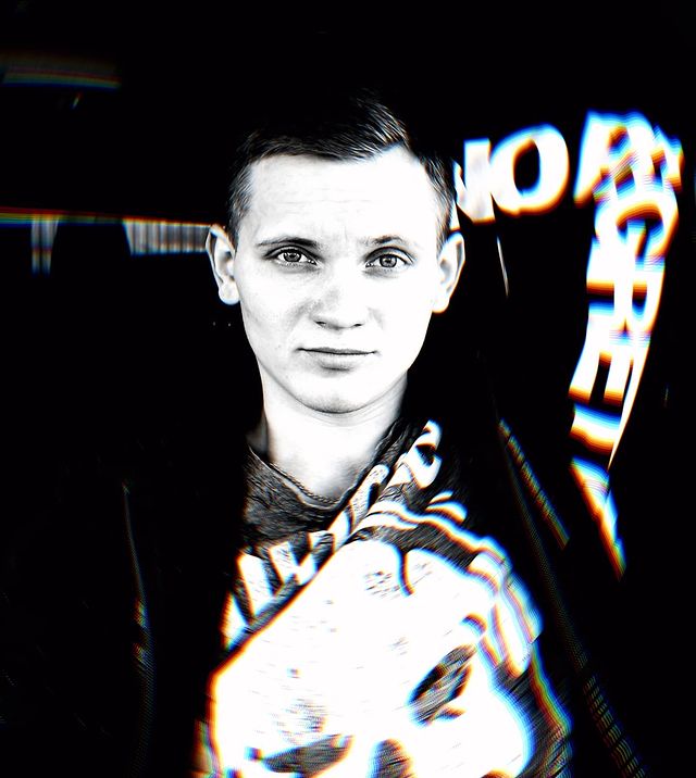 andreymoroz_ в LOOKY. . null