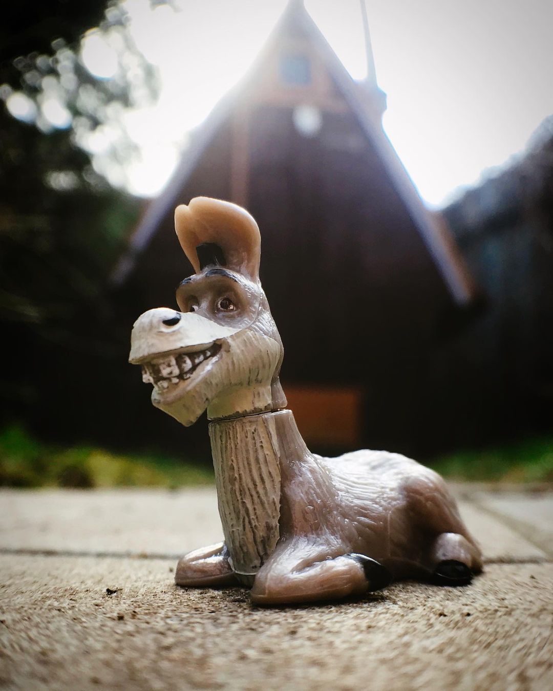 toys_pin in LOOKY. #игрушки,#miniature,#динозавр,#дети,#детство,#dreamworks,#donkey,#shrek,#child,#children,#family,#science,#shotoniphone,#iphonography,#iphone7,#mobilephotography,#love,#lol,#hipster,#woodworking,#wood,#nature,#travel,#usa. Give us a hug, Shrek...