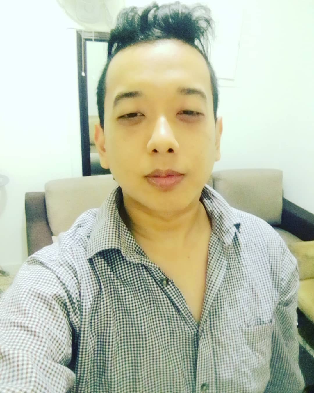 jackysambahangphe in LOOKY. . Face of  straight dr...