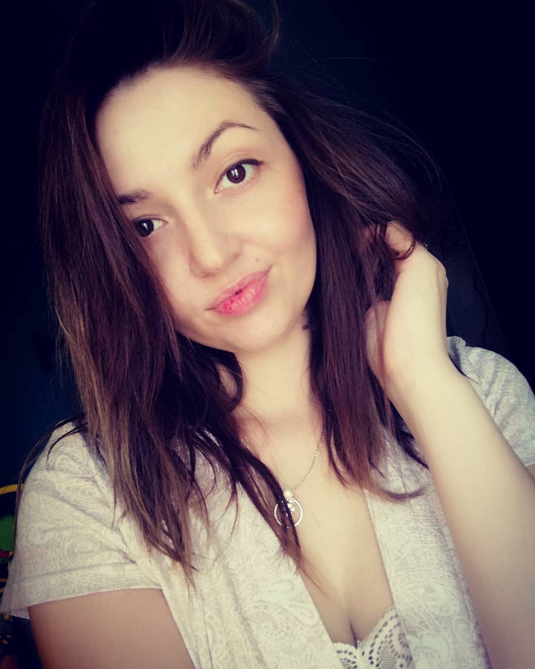 zosyaanufreeva_psy в LOOKY — я человек слова и дела.
говорю умные вещи, делаю глупости 😜