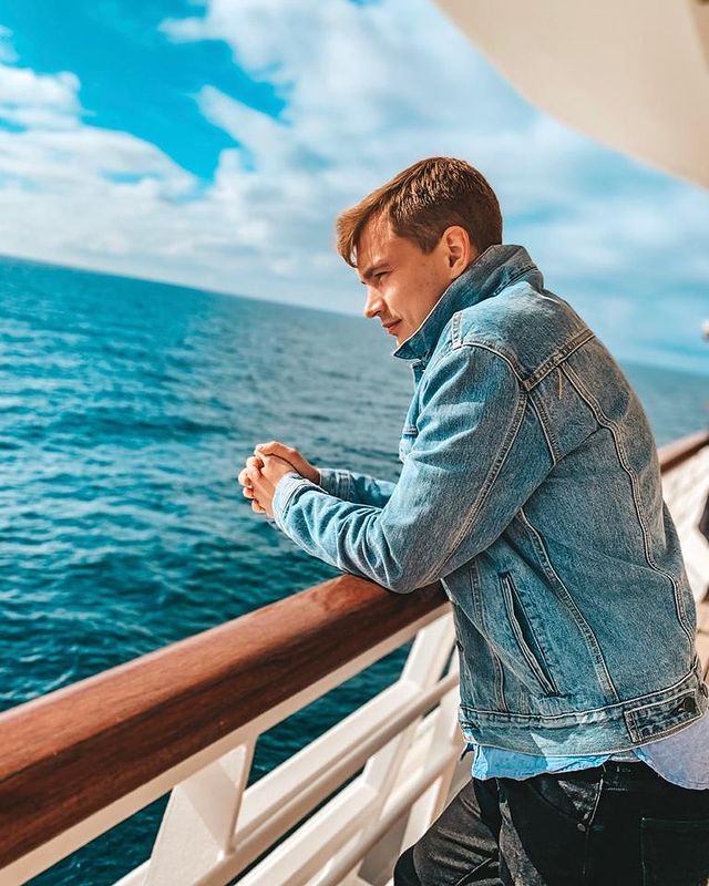alexey_lykov1 в LOOKY. . 28 лет.
Впервые с 12...