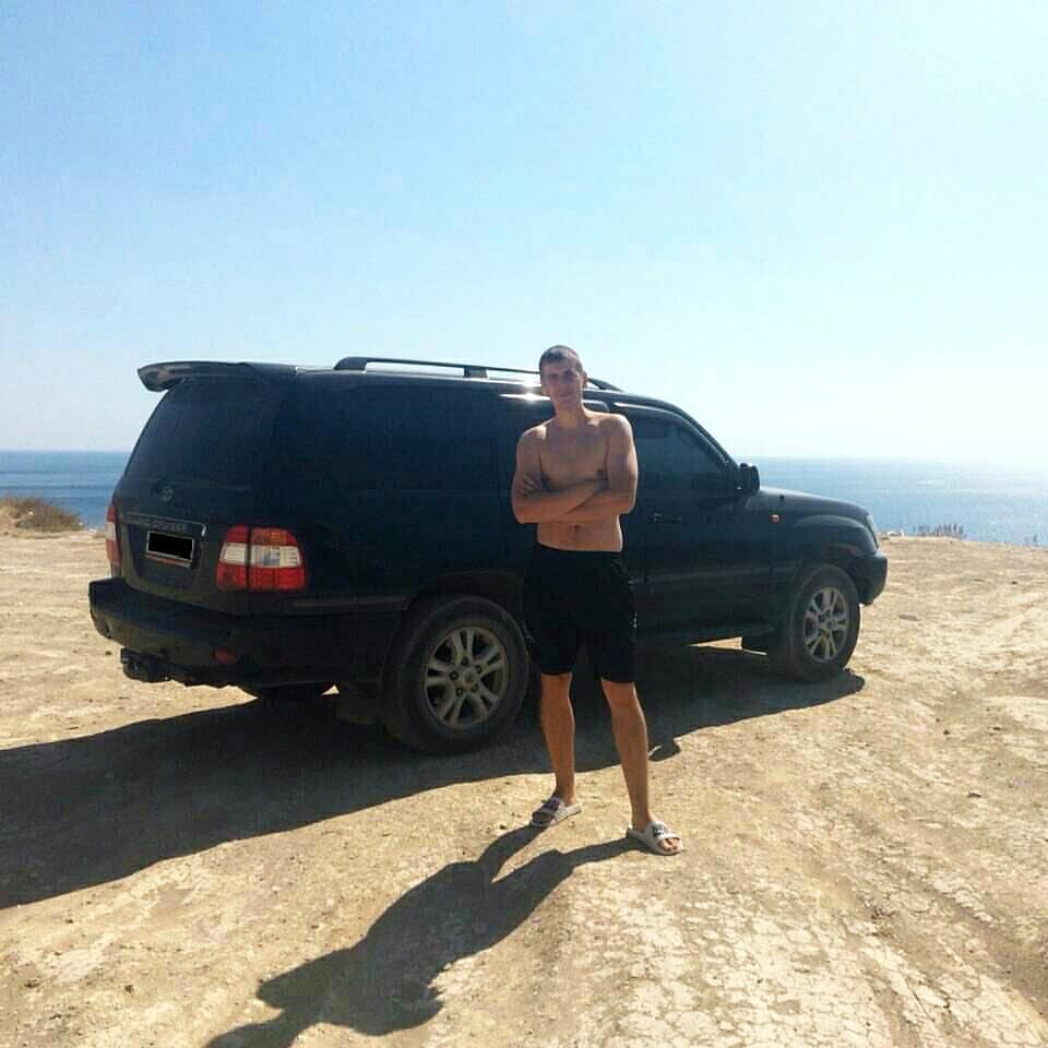 alex.alexeev.alex в LOOKY. #анапа,#лысаягора,#крузак,#лето,#юг,#черноеморе,#landsruiser,#фотосстачкой,#джип. Воспоминания сейчас ...