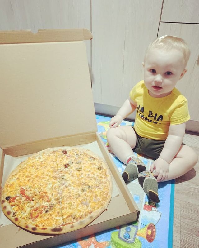 nikola_bogdanov в LOOKY. #pizzatime. #pizzatime @aztec_ca...