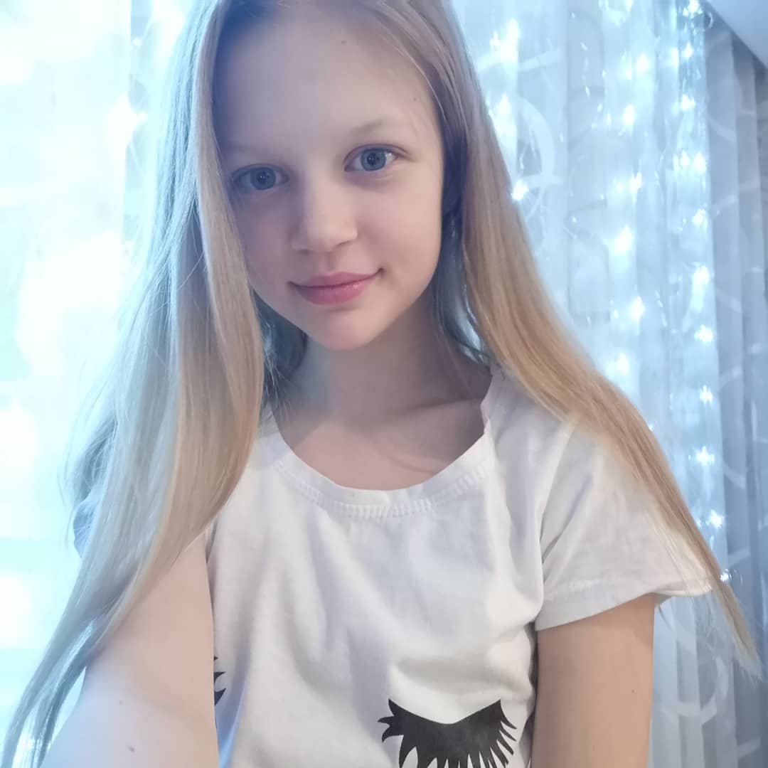 _elena83_d в LOOKY. #дочка,#мояжизнь,#люблюнемогу,#люблюбольшежизни,#12лет. Родная наша🤗, с днё...