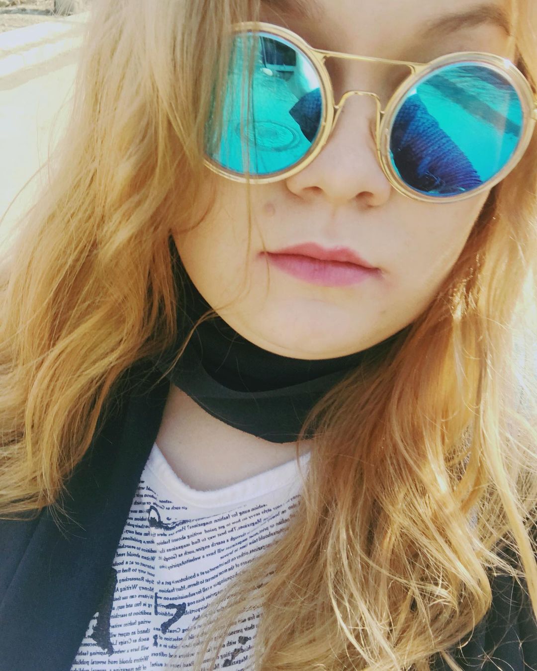 pudova__tatiana в LOOKY — Я не удивляюсь чьим-то странностям! Я и свои толком объяснит