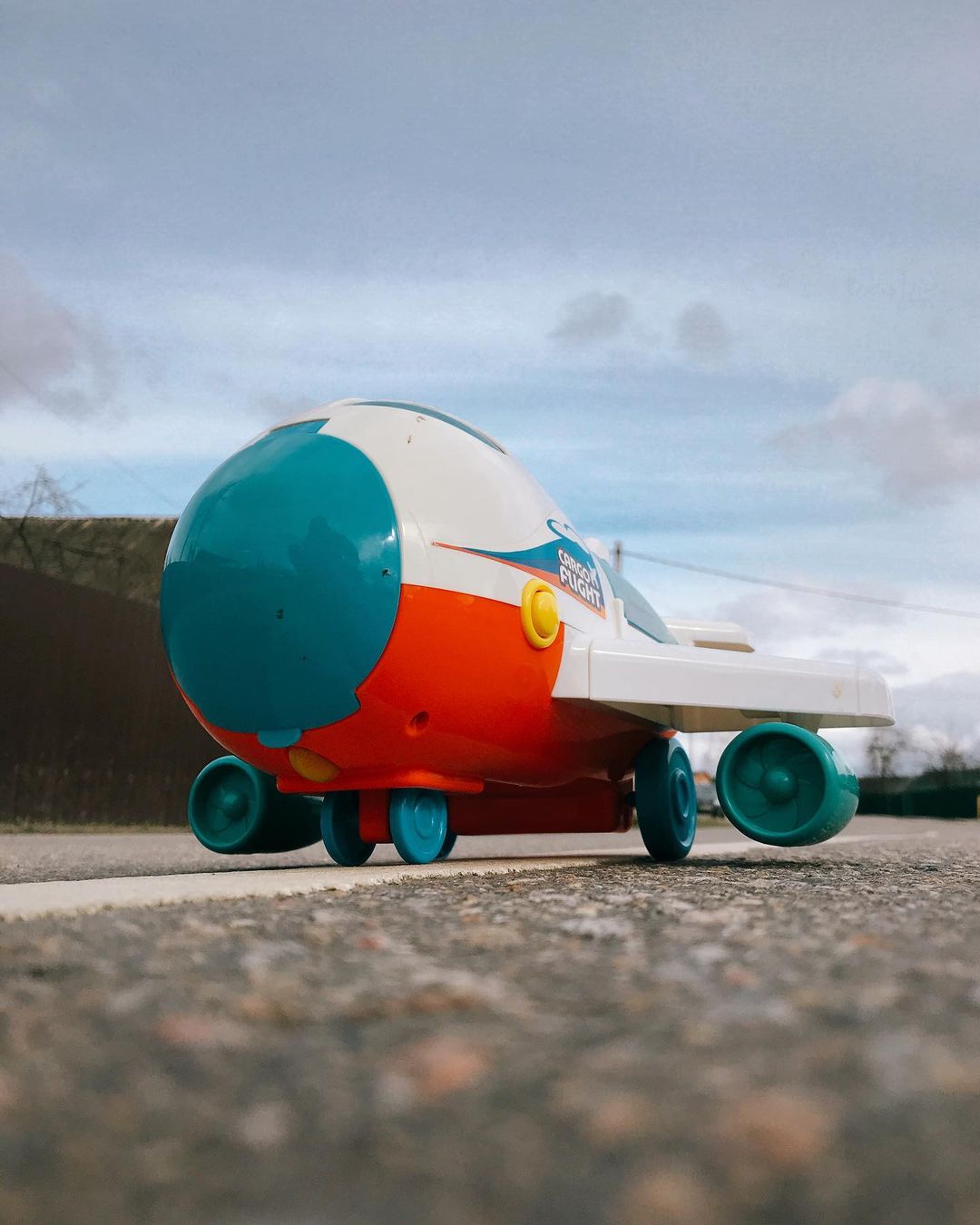 toys_pin in LOOKY. #airplane,#fly,#travel,#traveling,#travelphotography,#t,#mobile,#mobilephoto,#mobilephotography,#toy,#toys,#toystagram,#jbusinesstoys,#caseiphone,#shotoniphone. I flew away by plane...