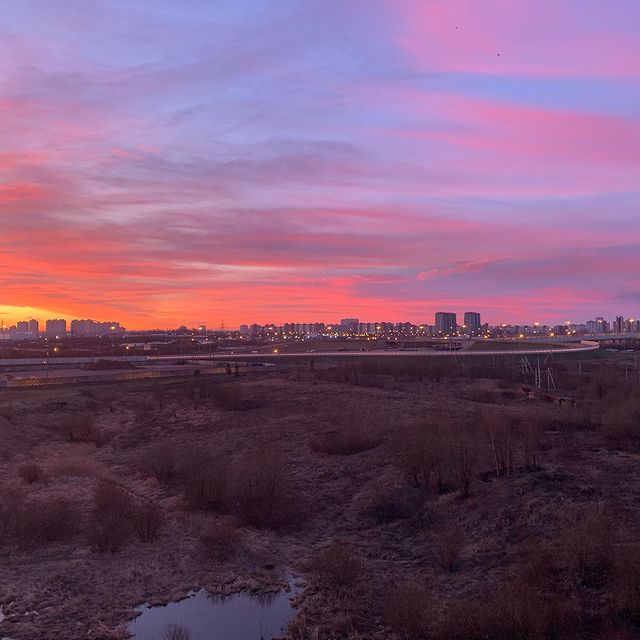 Maksim в LOOKY. #sunset. В коллекцию красивых...