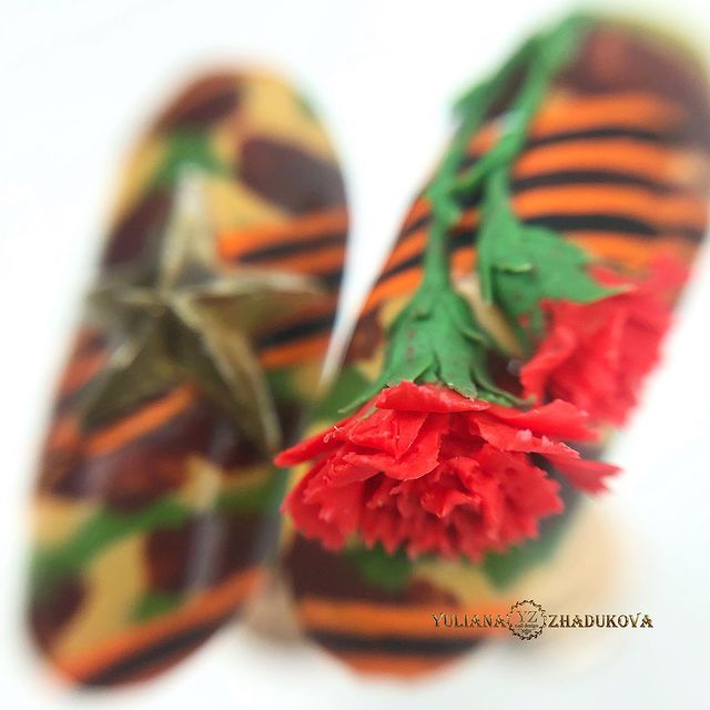nailtrendrussia в LOOKY. #дизайнногтей,#ногти9мая,#лепкананогтях,#3длепкананогтях,#ногтилепка,#цветынаногтях. Никто не забыт , нич...