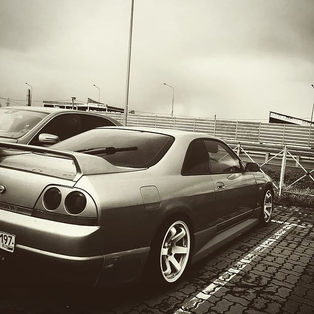 kuuuzzzma в LOOKY. #сераяжопка,#skyline,#nismo,#ecr33,#r33,#turbo,#nissan,#spb,#питер,#streetrace,#drift,#clubskyline. Просто скаебро скину...