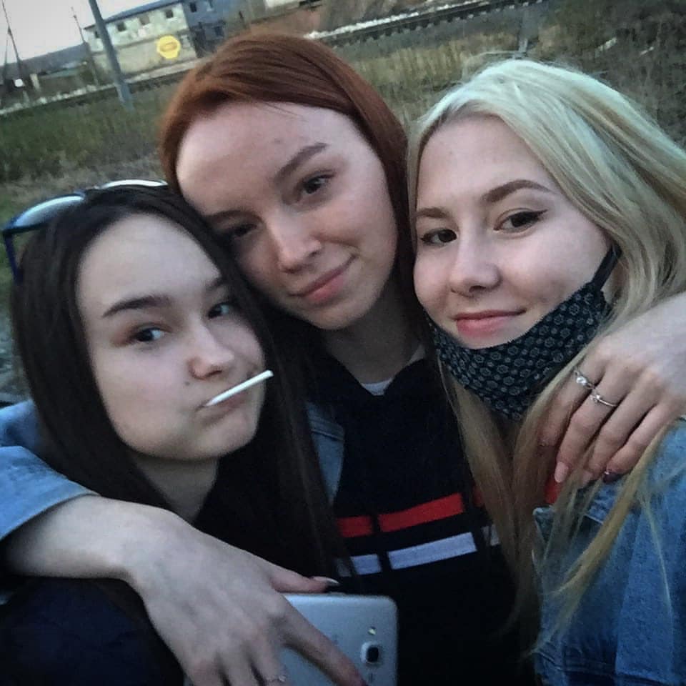 love_kissner_118 in LOOKY. . Встретились с пАдруЖ...