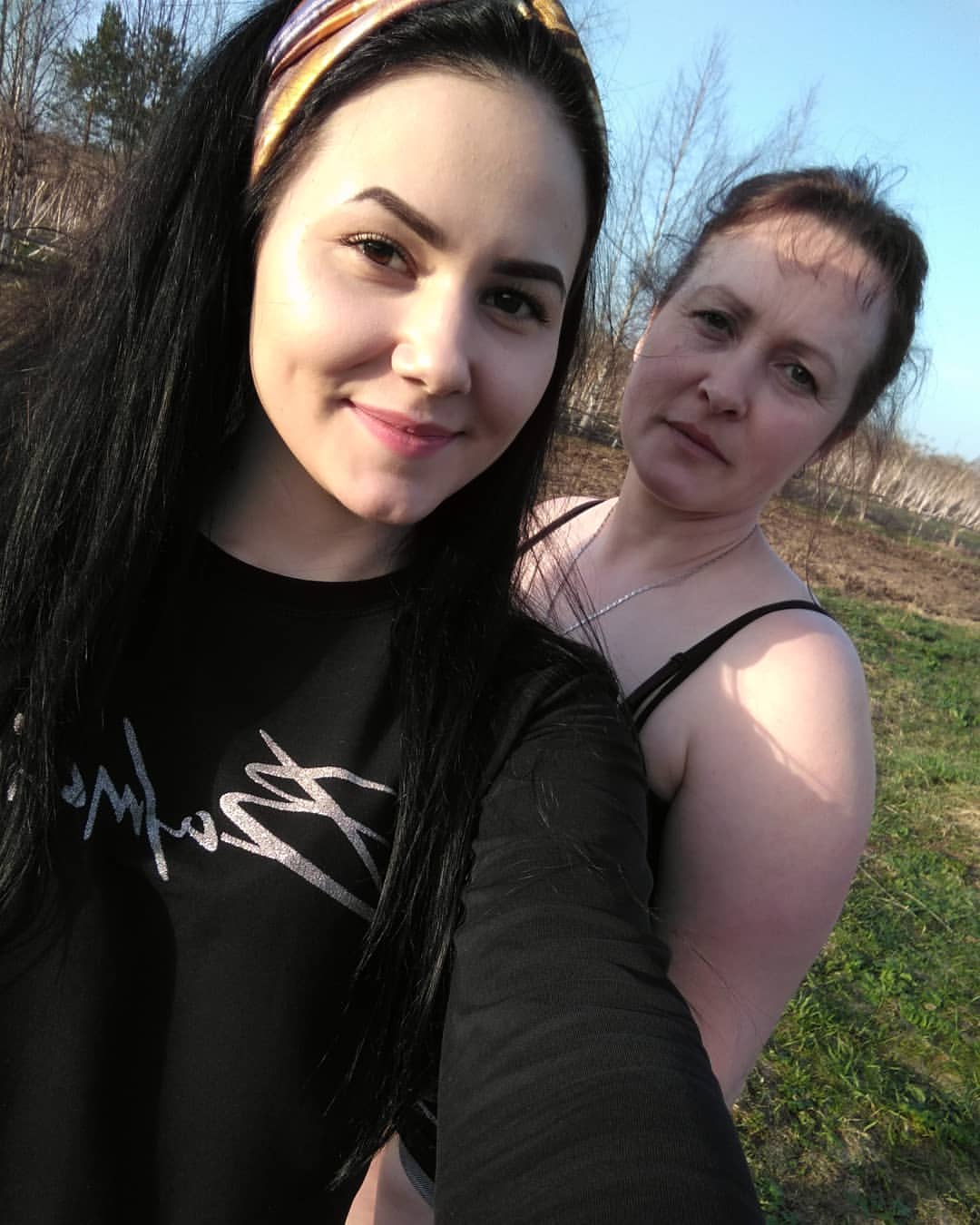 _lyudmilanoskova_ in LOOKY. . 💜Роднуля💜