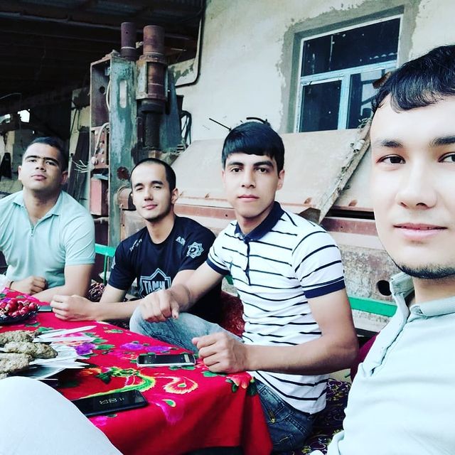 rasul_simple_official в LOOKY. . null