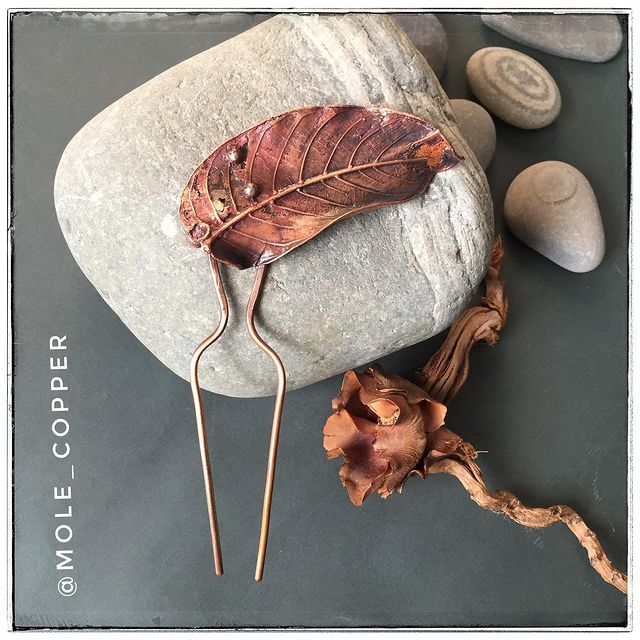 mole_copper в LOOKY. #шпилька,#шпилькадляволос,#медь,#гальваника,#сочи,#анапа,#лето,#море,#счастьеесть,#изобилие. ⠀
Шпилька для волос⠀...