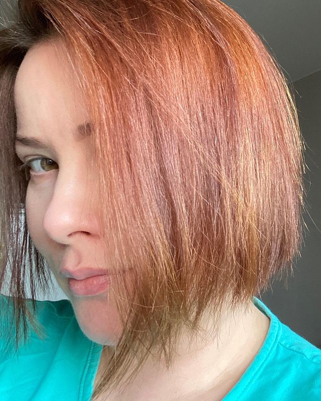 _lyubavina_ в LOOKY. #gingergirl,,#covid19,,#nofilter,,#beuatyhair,,#самоизоляция,,#рыжиебесстыжие. А на что вас вдохнов...