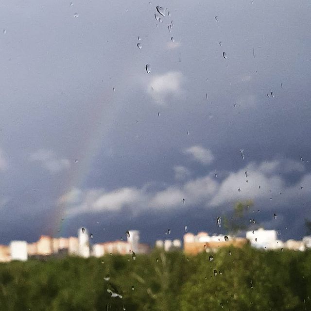 shinobi_koe в LOOKY. #ливень,#радуга,#радуга🌈,#тучи,#попробуйрадугу,#небо,#природа,#дождь,#весна,#spring,#springlook,#may,#май,#clouds,#sky,#rainbow🌈,#rainbow,#rain,#nature. Вторая радуга в этом...