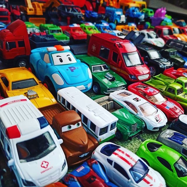 lexi в LOOKY. #машины,#cars,#игрушки. Когда уборка игрушек...
