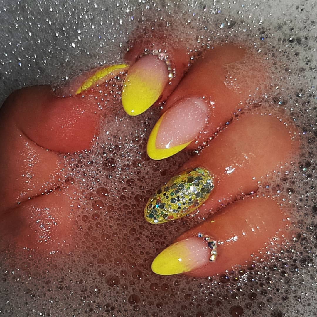 v_e_r_a_sleptsova in LOOKY. . Маникюрчик😍🤩😍🤩 о...