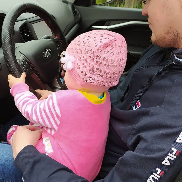 angelinatihomirova2607 в LOOKY. . 💖👨‍👧💞