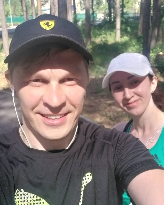 deniskh83 в LOOKY. #10км,#бежимнависимскийпикник,#настроениеотличное,#субботнееутро,#пятница,,#забег,#бег,#образжизни,#заспорт,#спорт,#бегаем,#двигаемсядальше,#жизньвдвижении,#strava,#страва,#💪,#🏃‍♂️. Утренний забег с @ai...
