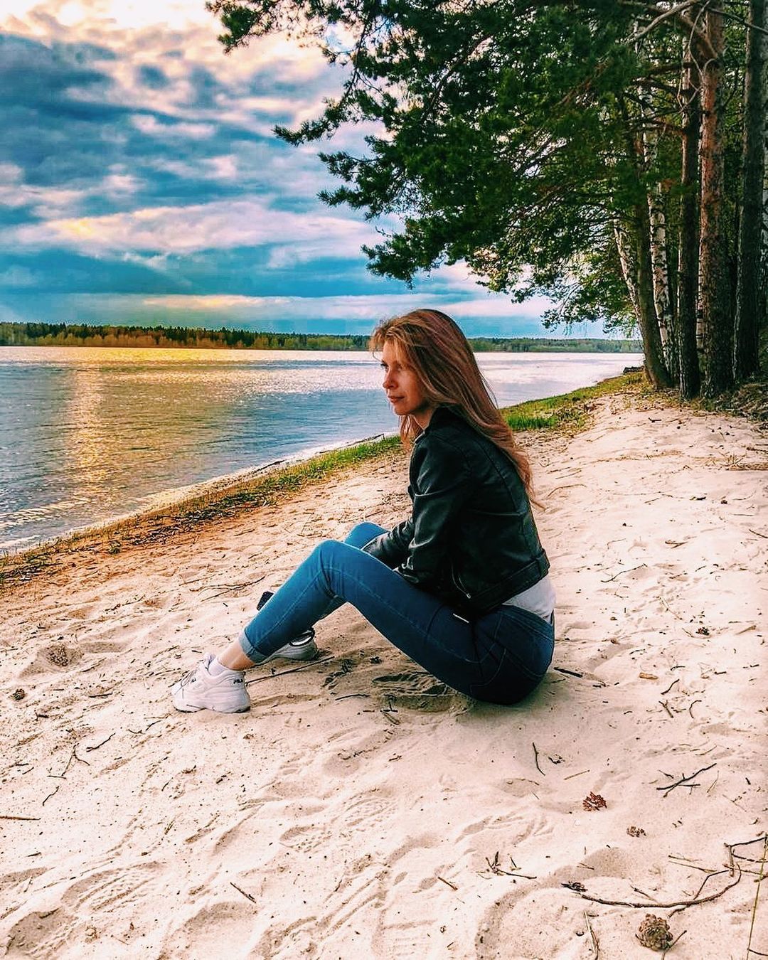 ksuvasilenko в LOOKY — На пороге Ежегодного события🥳  #ещенезавтра #почтивзрослая 