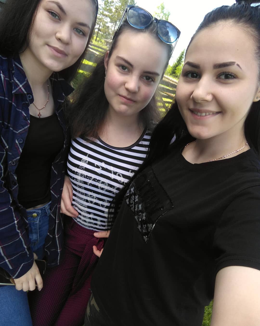 _lyudmilanoskova_ in LOOKY. . 💜