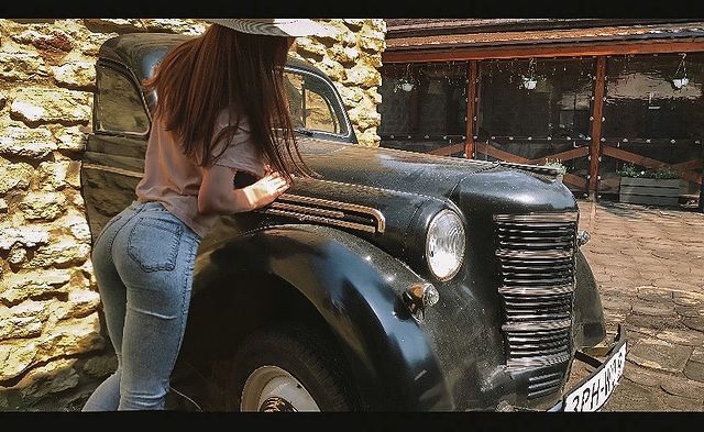 mironovaalina_ в LOOKY. #🖤,#weekend,#beautiful,#car,#girls,#top,#lookoftheday,#day,#love,#moments,#haveagoodday,#filters,#девочкитакиедевочки,#счастье,#главноеверить,#базаотдыха,#covid_19,#санктпетербург,#ретро,#наслаждаемсямоментом,#❤️. #🖤 #weekend #beauti...