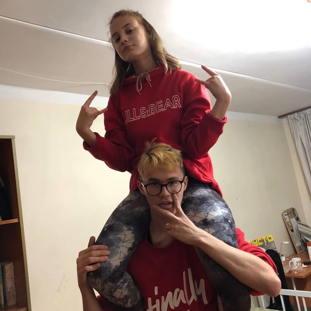 Хочу общажный движ, а не вот это  ваше егэ