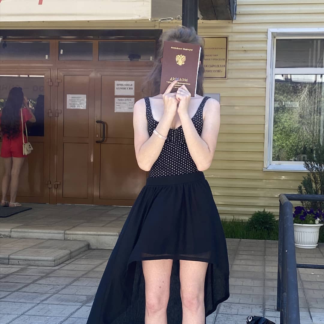 i.elizabeth.20 in LOOKY. #доббисвободен🎓. #доббисвободен🎓 за ...