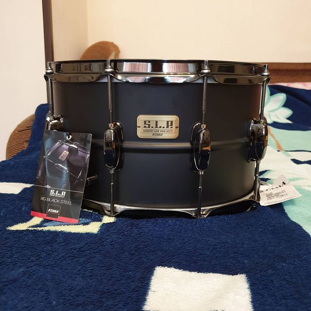 one_grek_ide в LOOKY. #tamadrums#tamaslp#drums#drumcover#tama#tamasnare#rocksnare#bigblacksteel#cover. Расширяем стафф!😅
С...