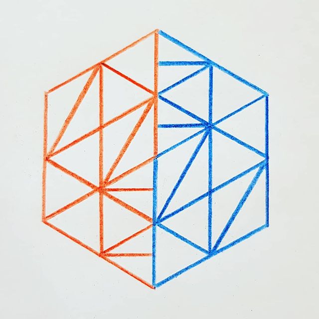 marykot27 в LOOKY. #geometry,#geometric,#isometric,#cube,#triangle,#красносинийкарандаш. #geometry #geometric...