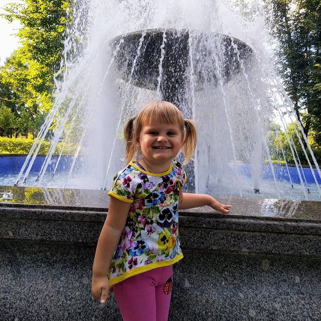 nadyay1210 в LOOKY. . Когда просишь дочку ...