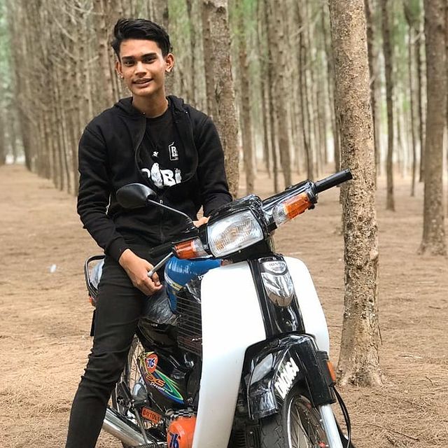 haikalrazali__ в LOOKY. . null
