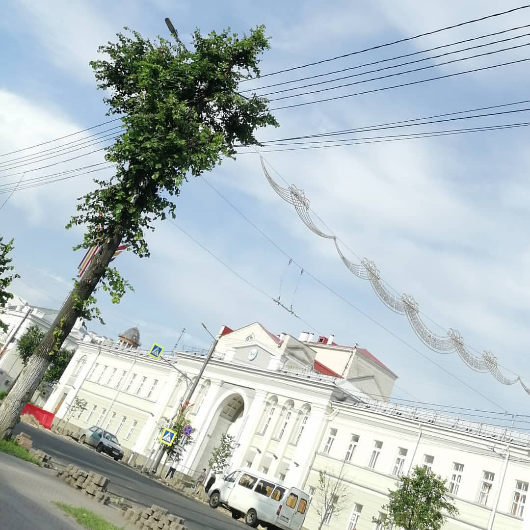 beresneva_margarita в LOOKY — Красочные воспоминания, дорогу на проспекте Революции в Воро