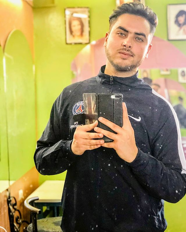 HamZa🌸ChaLkha💦 в LOOKY. . 💦Everyone has his w...