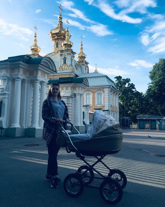 sounen.l.a в LOOKY. #теперьнастрое,#22062020,#семья,#ребенок,#гуляем,#Петергоф. Я мамочка))) у нас р...