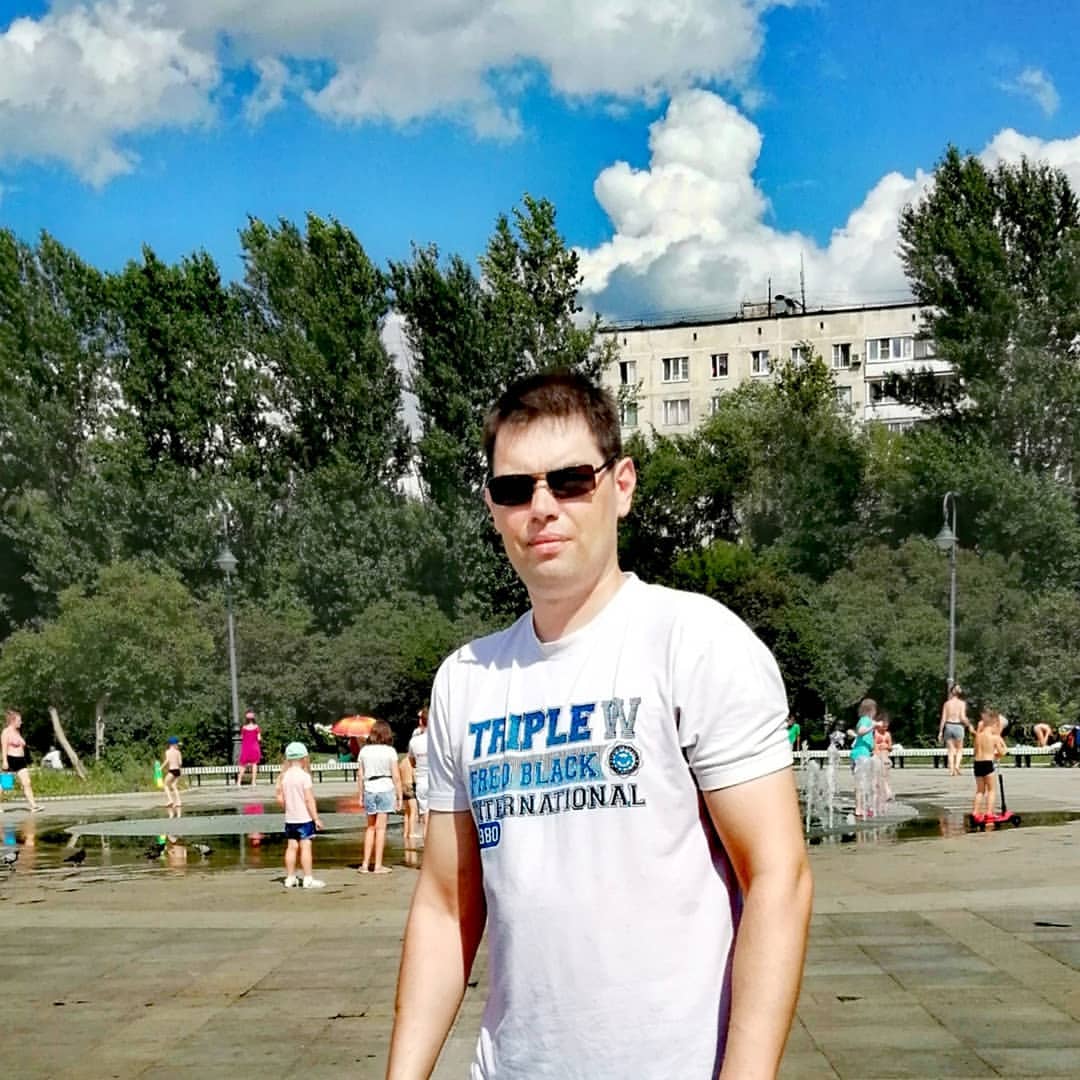 #сиреневыйсад