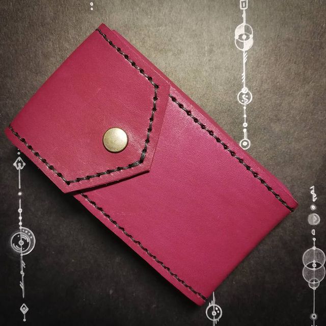 ksenia.k_nova в LOOKY. #handmade,#art,#хэндмэйд,#арт,#творчество,#follow4like,#like4follow,#happiness,#счастье,#счастьебытьсобой,#ручнаяработа,#эксклюзив. Ещё один чехол из на...