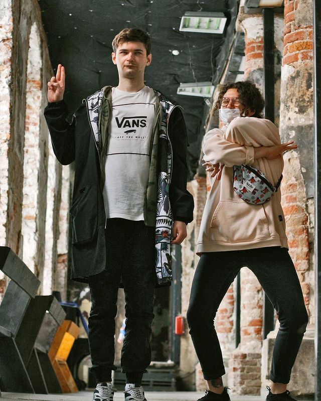 uni_imagi в LOOKY. . Питернулись на выход...