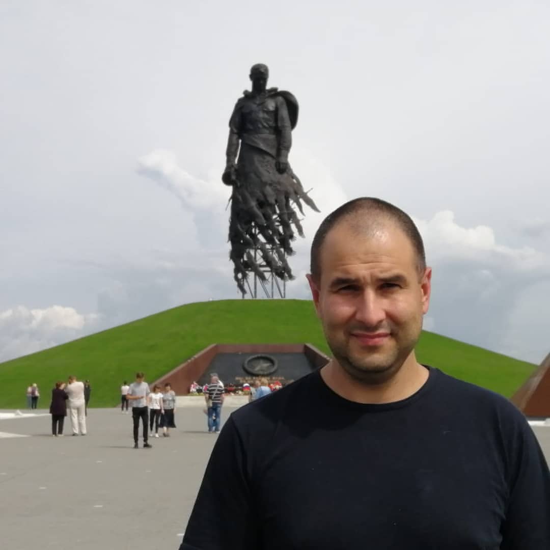 isakov.ruslan in LOOKY. . null
