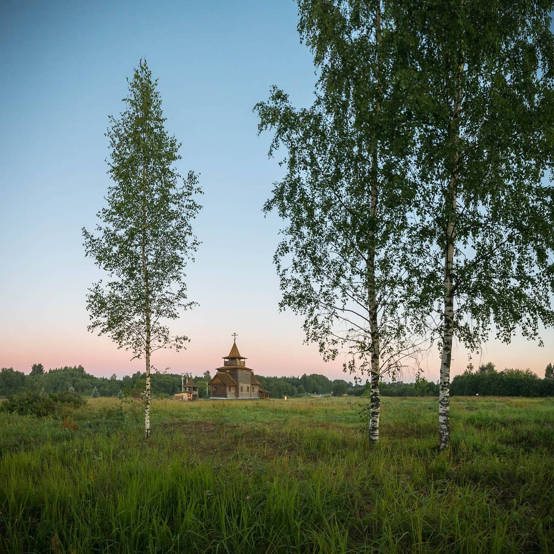 photo_mihalych в LOOKY — Березки. В ранний час. 
Храм Преподобного Сергия Радонежског