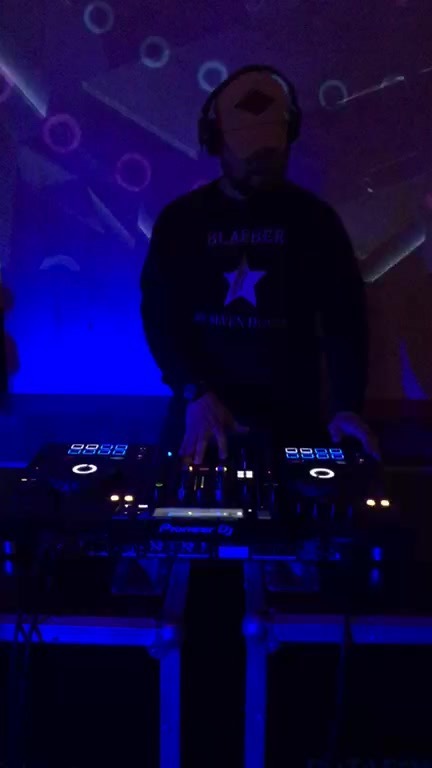 neurodes_music в LOOKY. . 