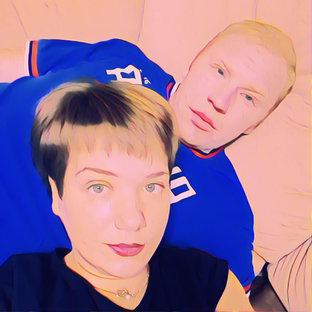 gabova.katerina in LOOKY. . null